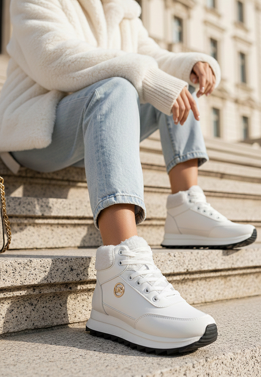 Białe zimowe sneakersy damskie Avilma