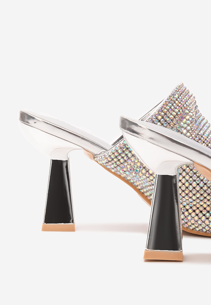 Srebrne klapki damskie eleganckie Vanelsa