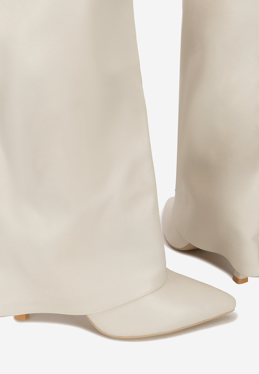 Beżowe kozaki na szpilce Brynora