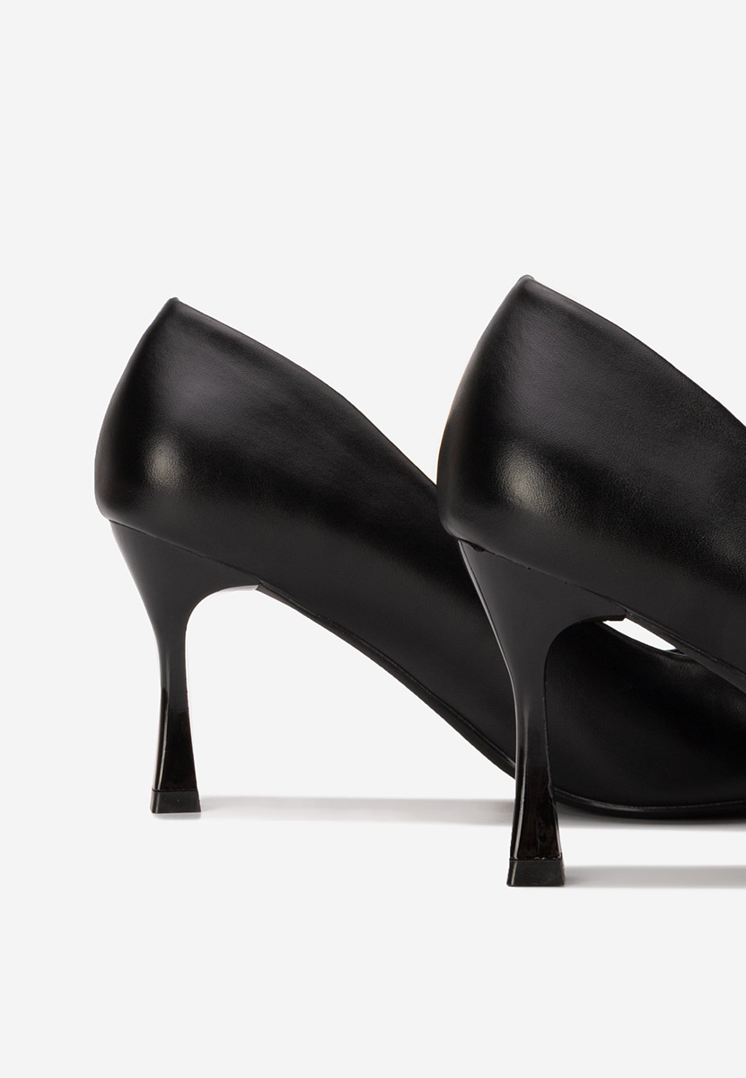 Czarne szpilki na obcasie Diava