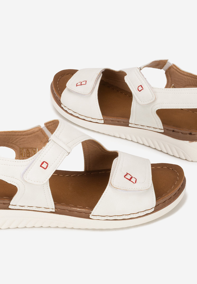 Białe sandały damskie płaskie Metina V2