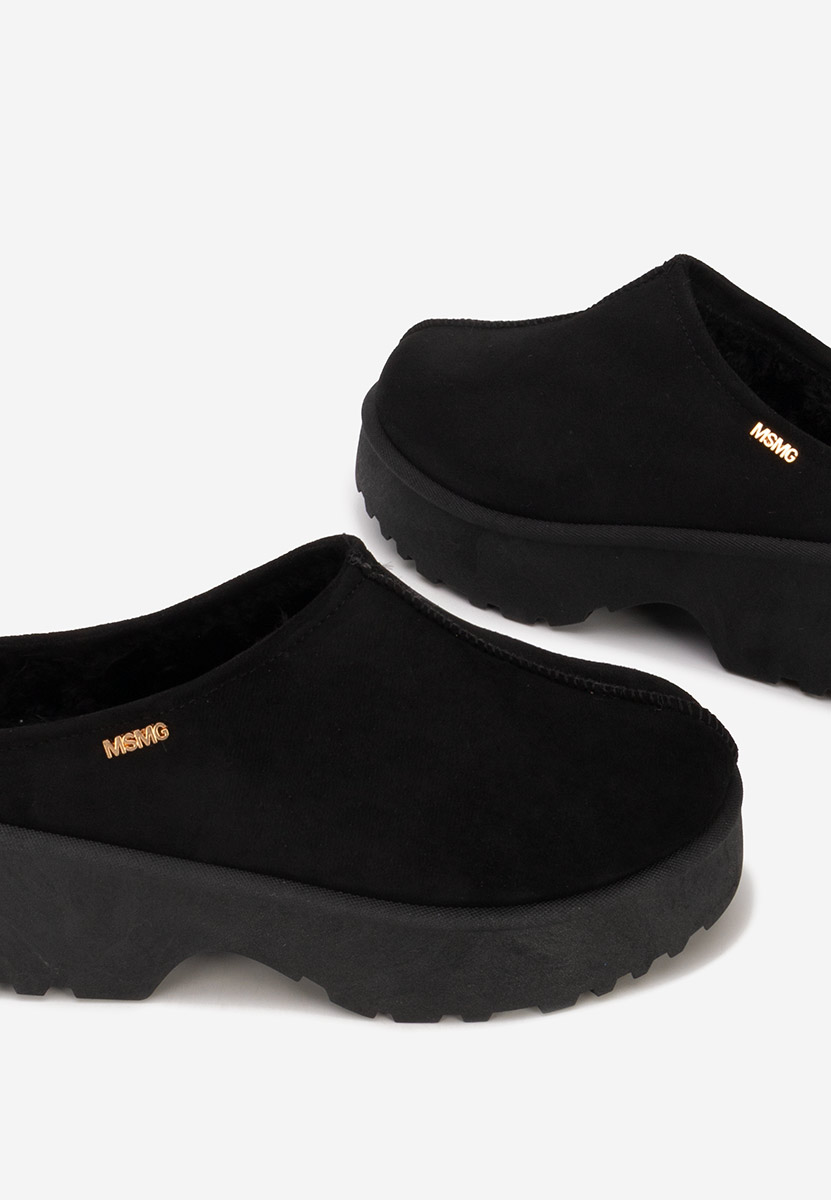 Czarne drewniaki Veyra