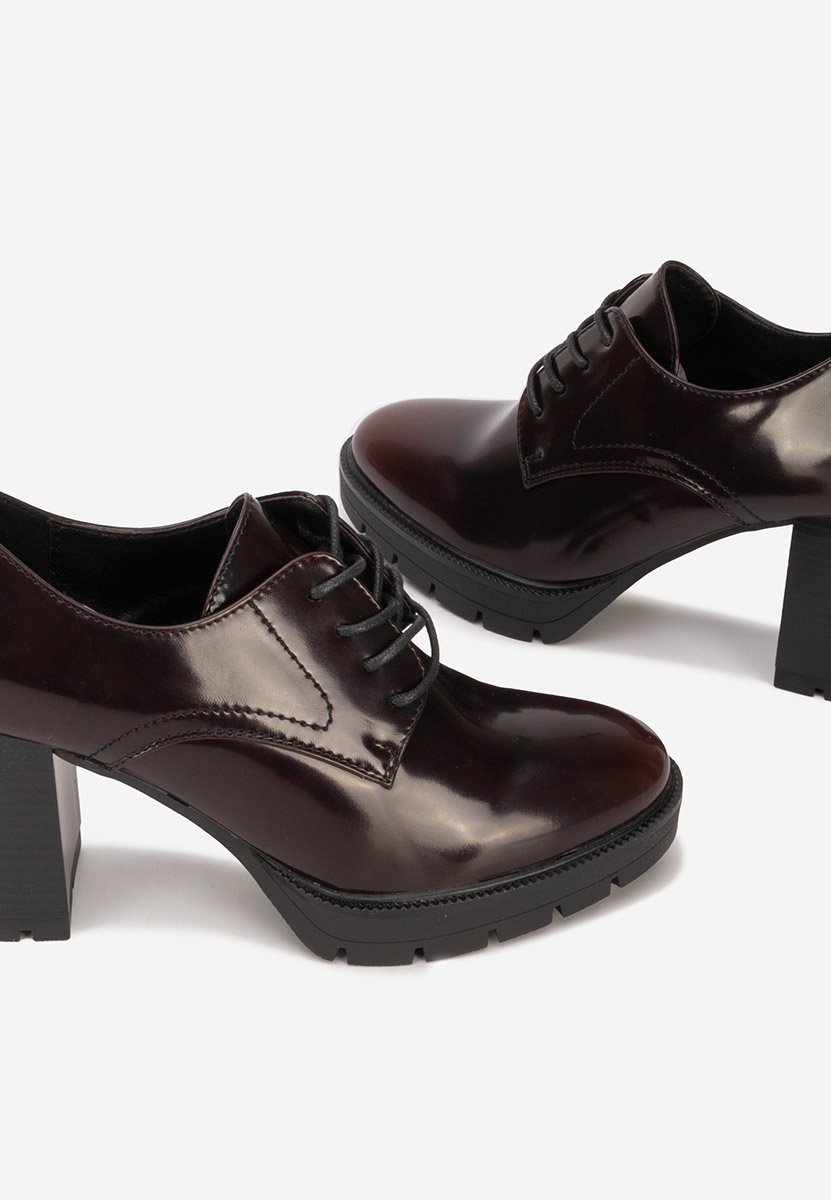 Bordowe półbuty na slupku Pluvina