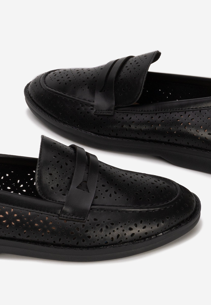 Czarne mokasyny damskie Valtera