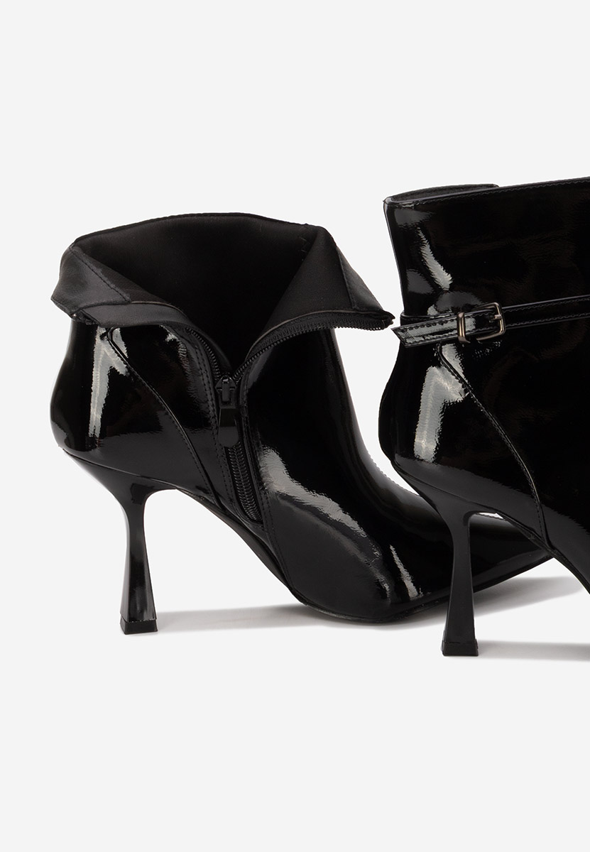 Czarne botki na obcasie Oiivia