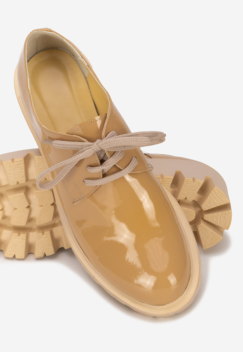 Camelowe półbuty damskie Iruela