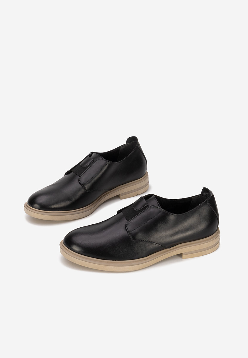 Czarne półbuty damskie skórzane Losa