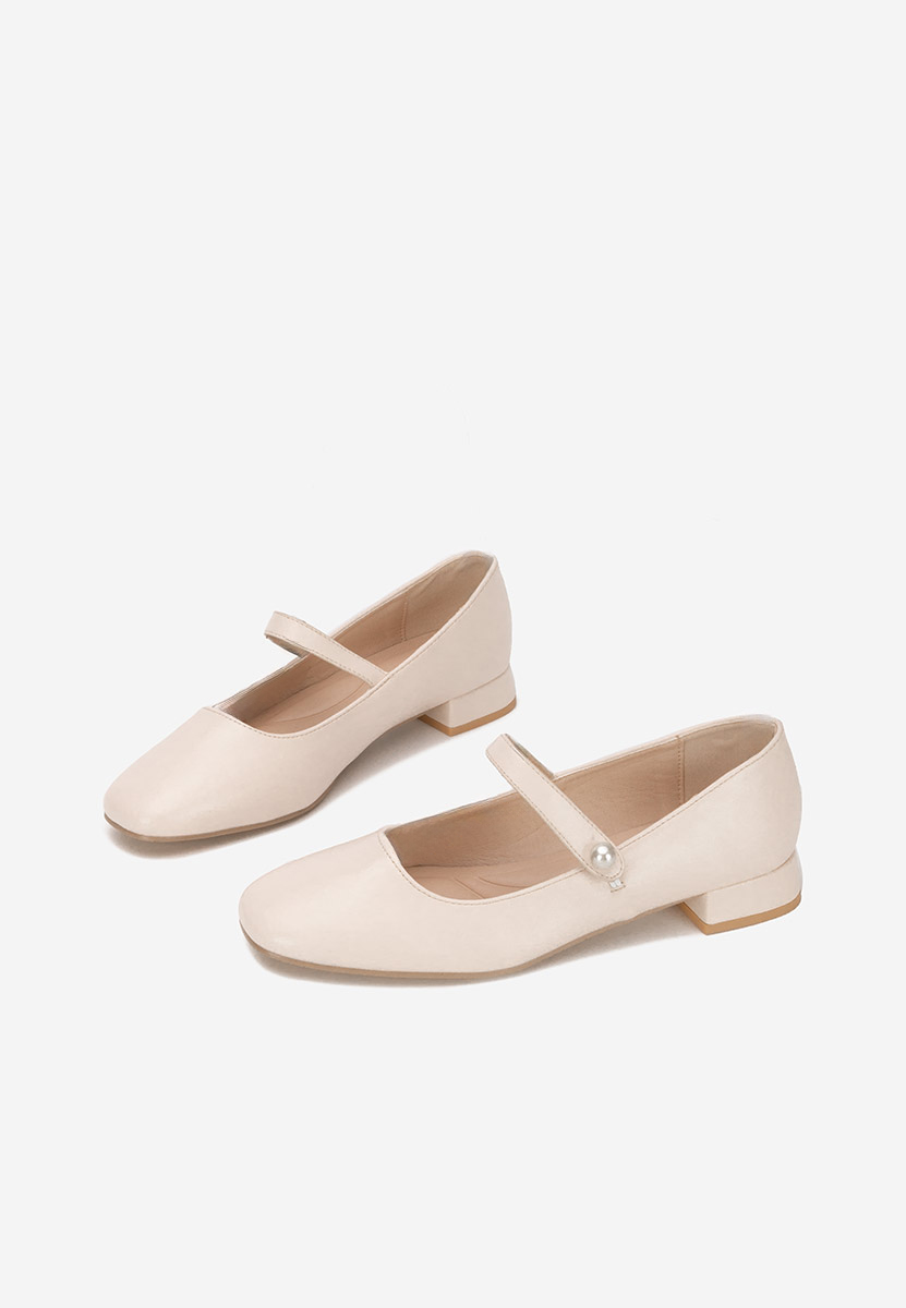 Beżowe czółenka na niskim obcasie Jenelle