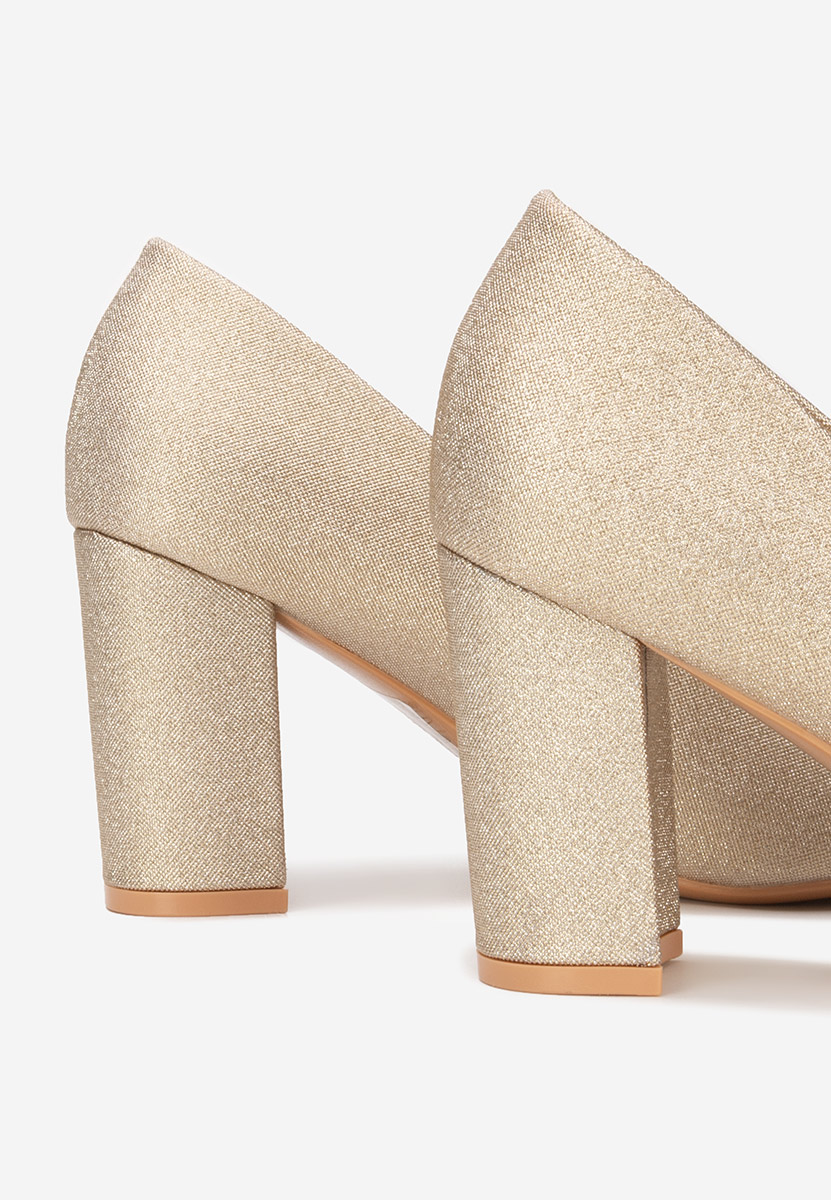 Złote czółenka na słupku Sineva