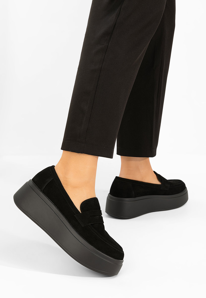 Czarne mokasyny na platformie Herminia