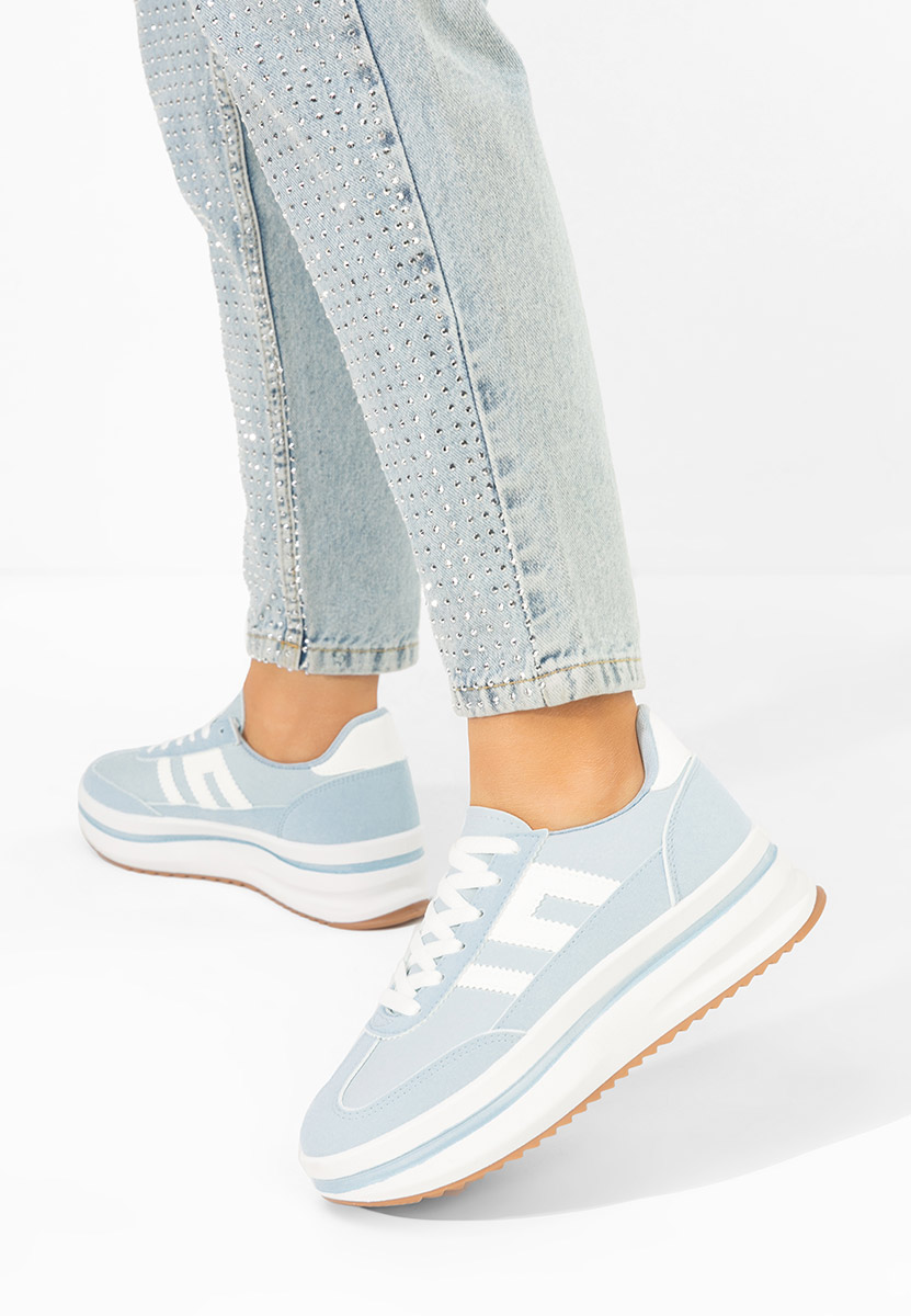 Niebieskie sneakersy na platformie Jesie