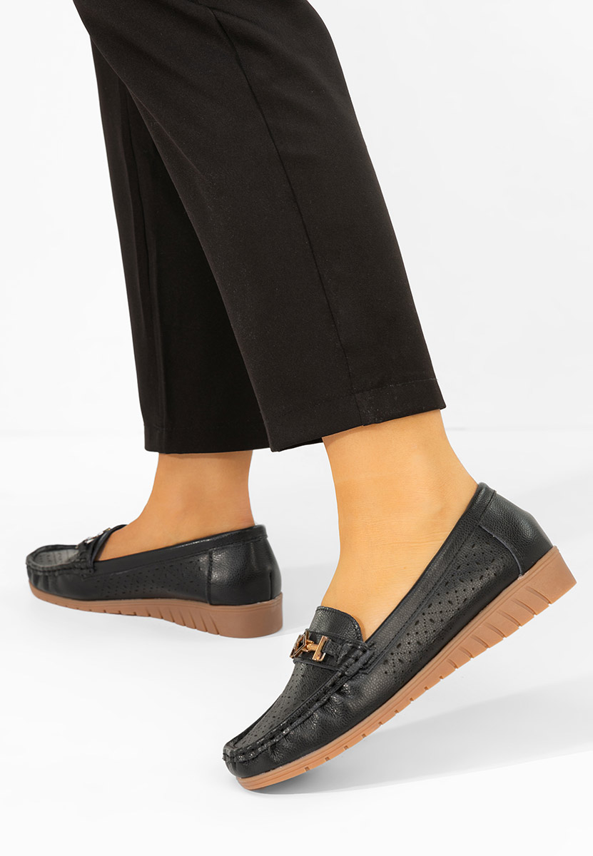 Czarne mokasyny damskie Cristella