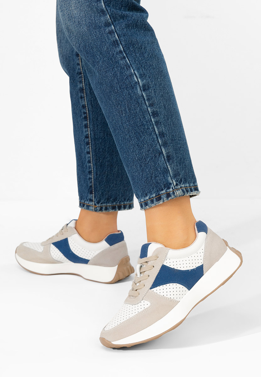 Białe sneakersy damskie Attila