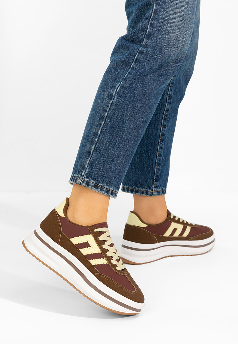 Brązowe sneakersy na platformie Jesie