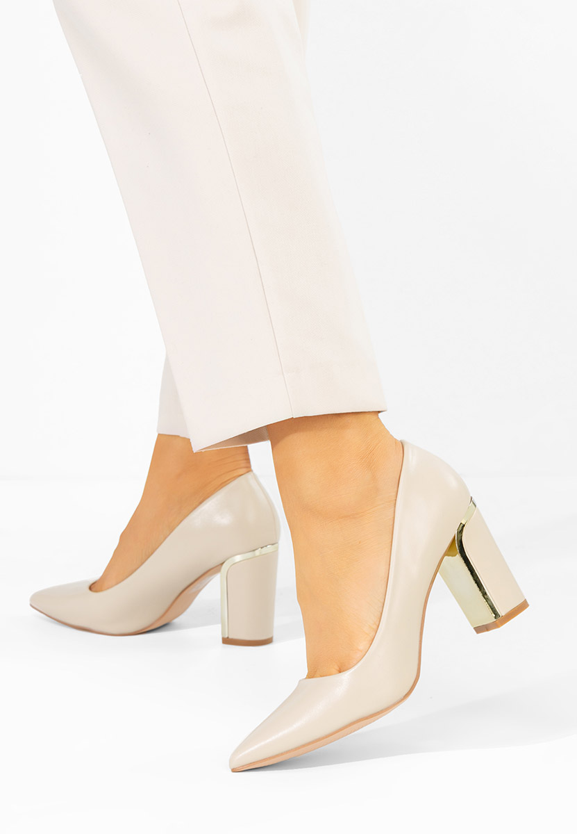 Beżowe czółenka na słupku Geoana