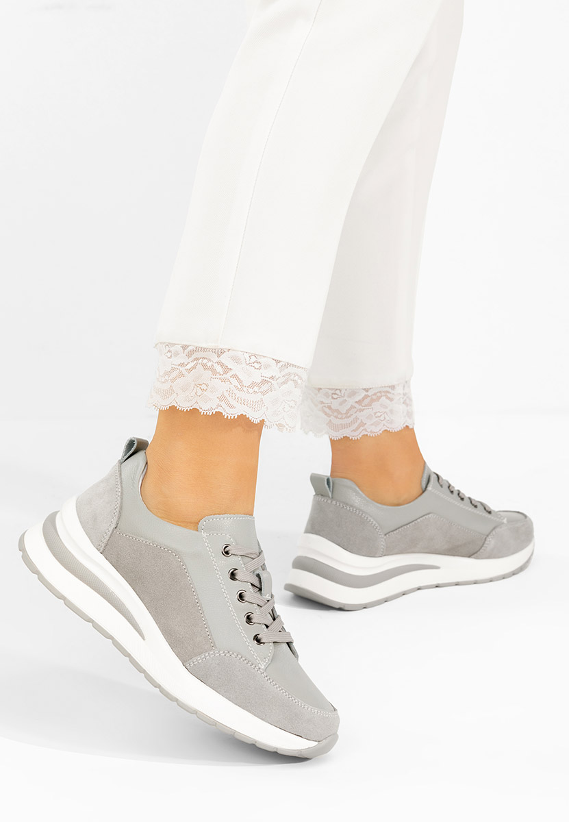 Szare sneakersy na koturnie Janelia