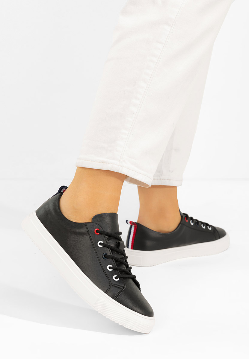 Czarne półbuty damskie skórzane Cataleia