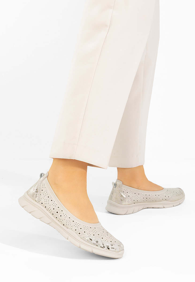 Beżowe espadryle skórzane Giustina