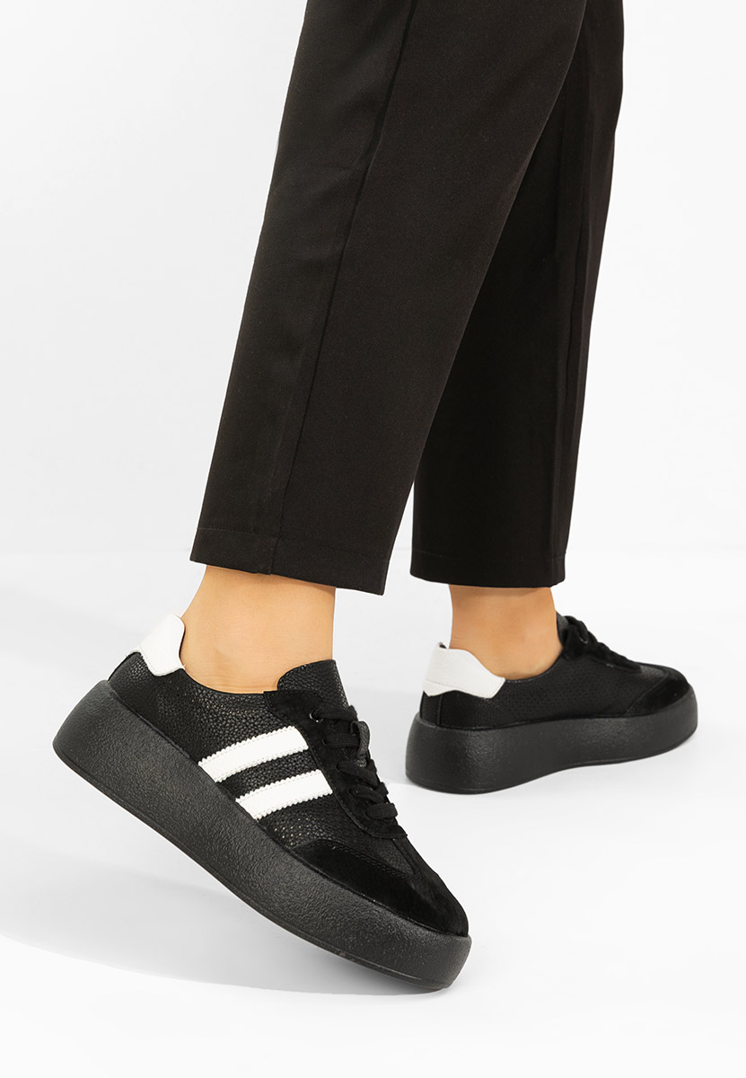 Czarne sneakersy damskie Jiustina