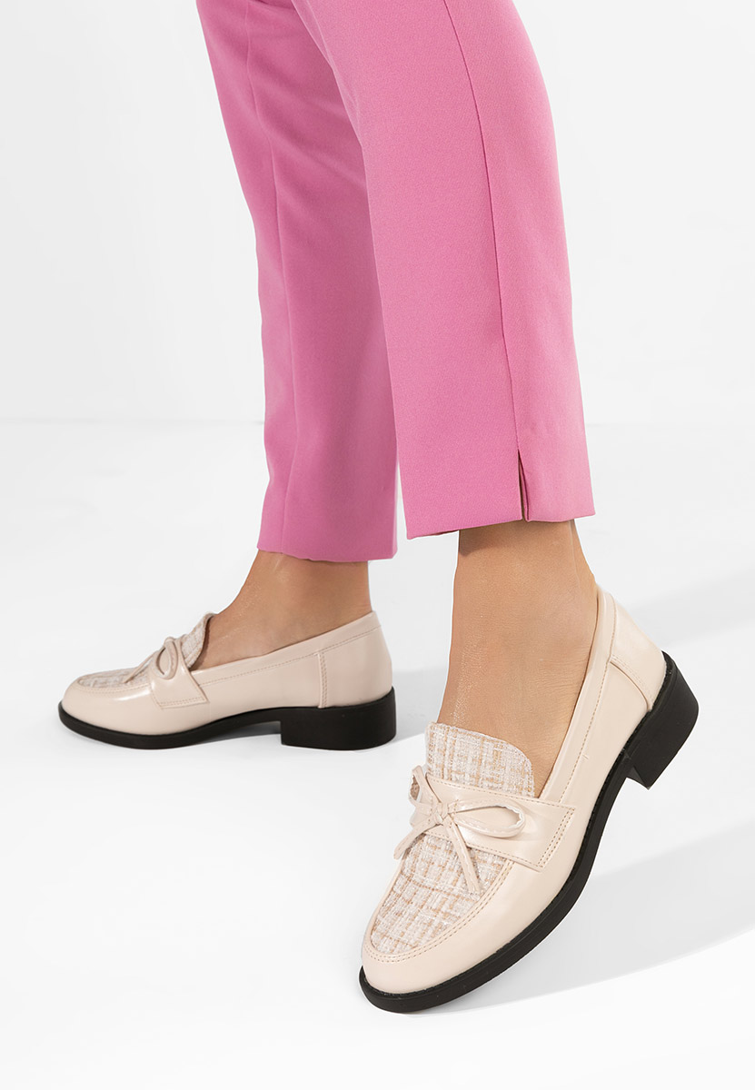 Beżowe mokasyny damskie Aliera