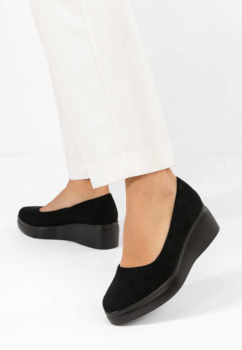 Czarne czółenka na platformie Friderika