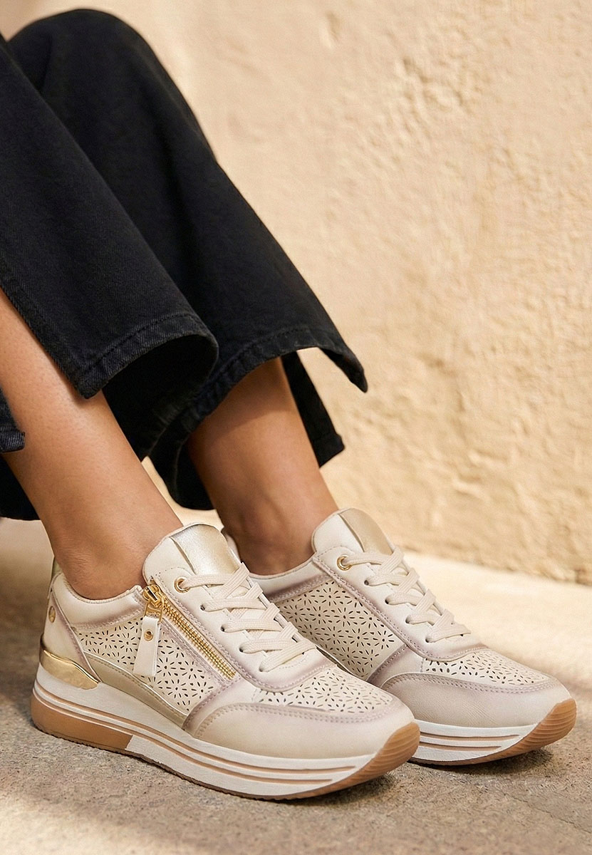 Beżowe sneakersy na platformie Reita