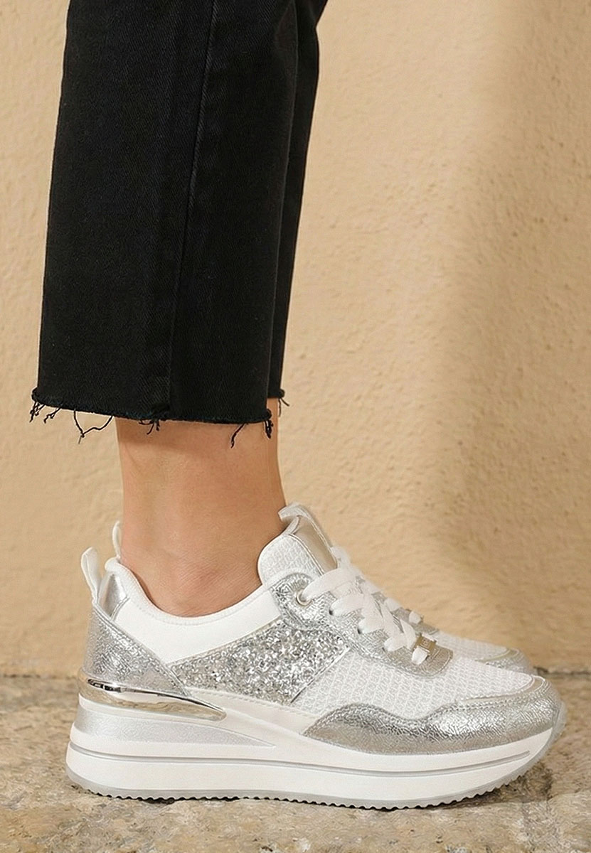 Srebrne sneakersy na platformie Hanifa