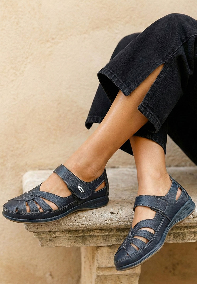 Niebieskie baleriny damskie skórzane Parina