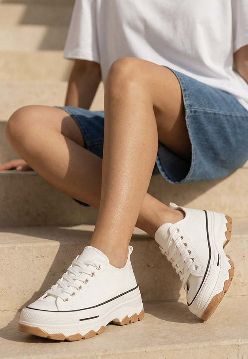 Białe trampki na platformie Raviana V4