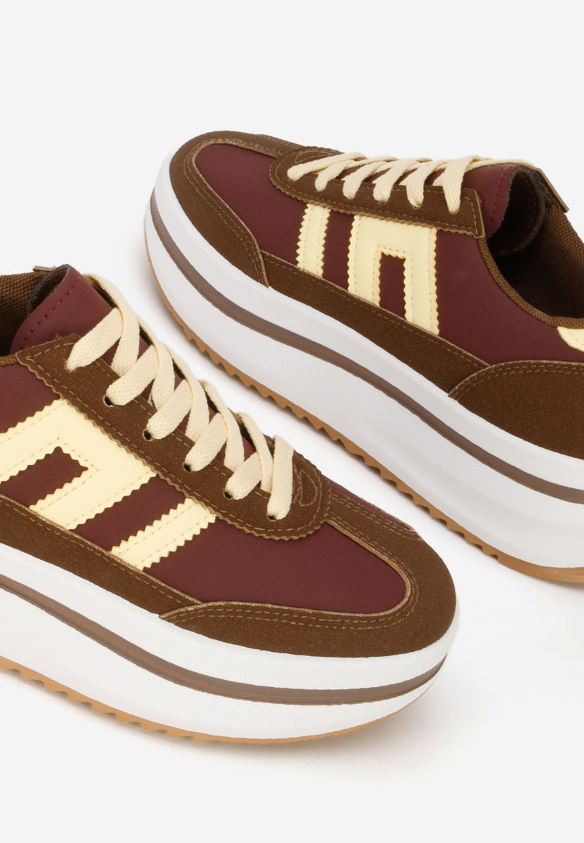 Brązowe sneakersy na platformie Jesie