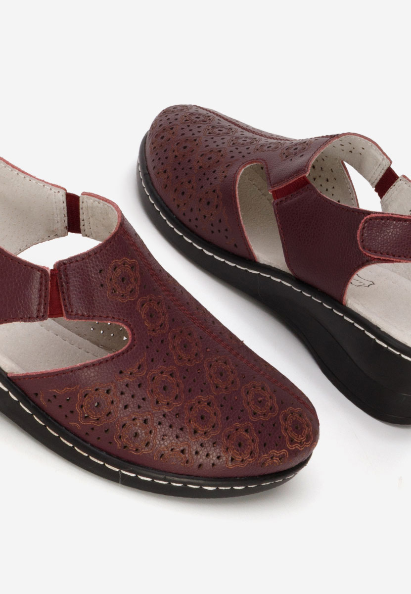 Bordowe czółenka bez pięt Ofelya