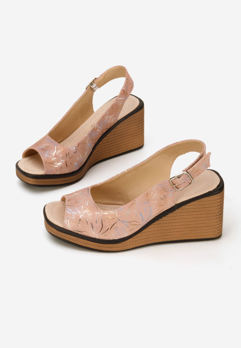 Różowe sandały na koturnie skórzane Samiria