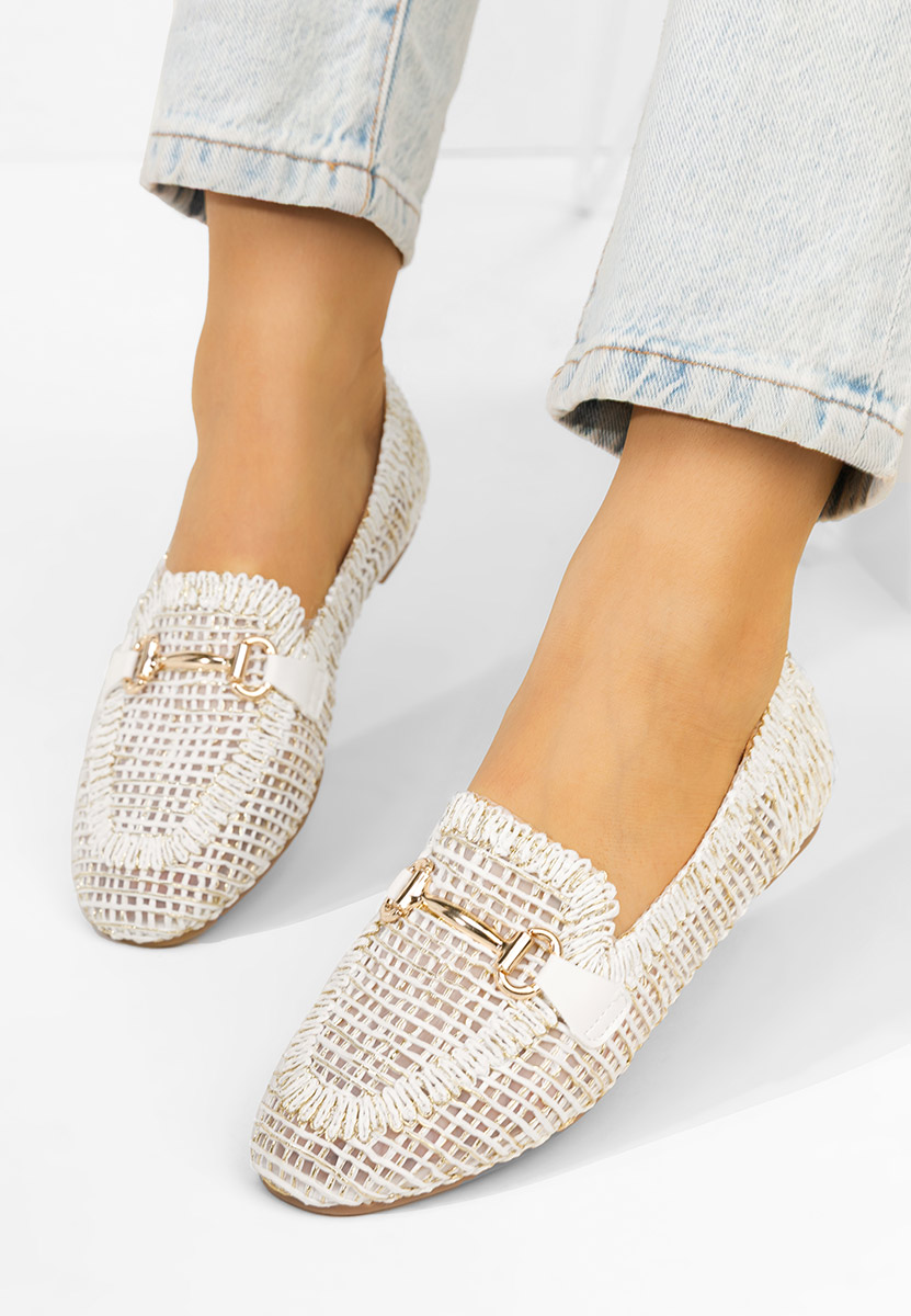 Białe mokasyny damskie Cameilia