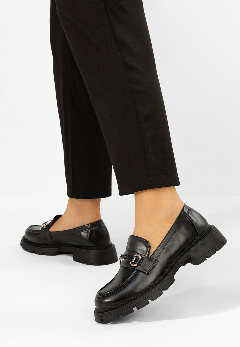 Czarne mokasyny damskie Jadiana