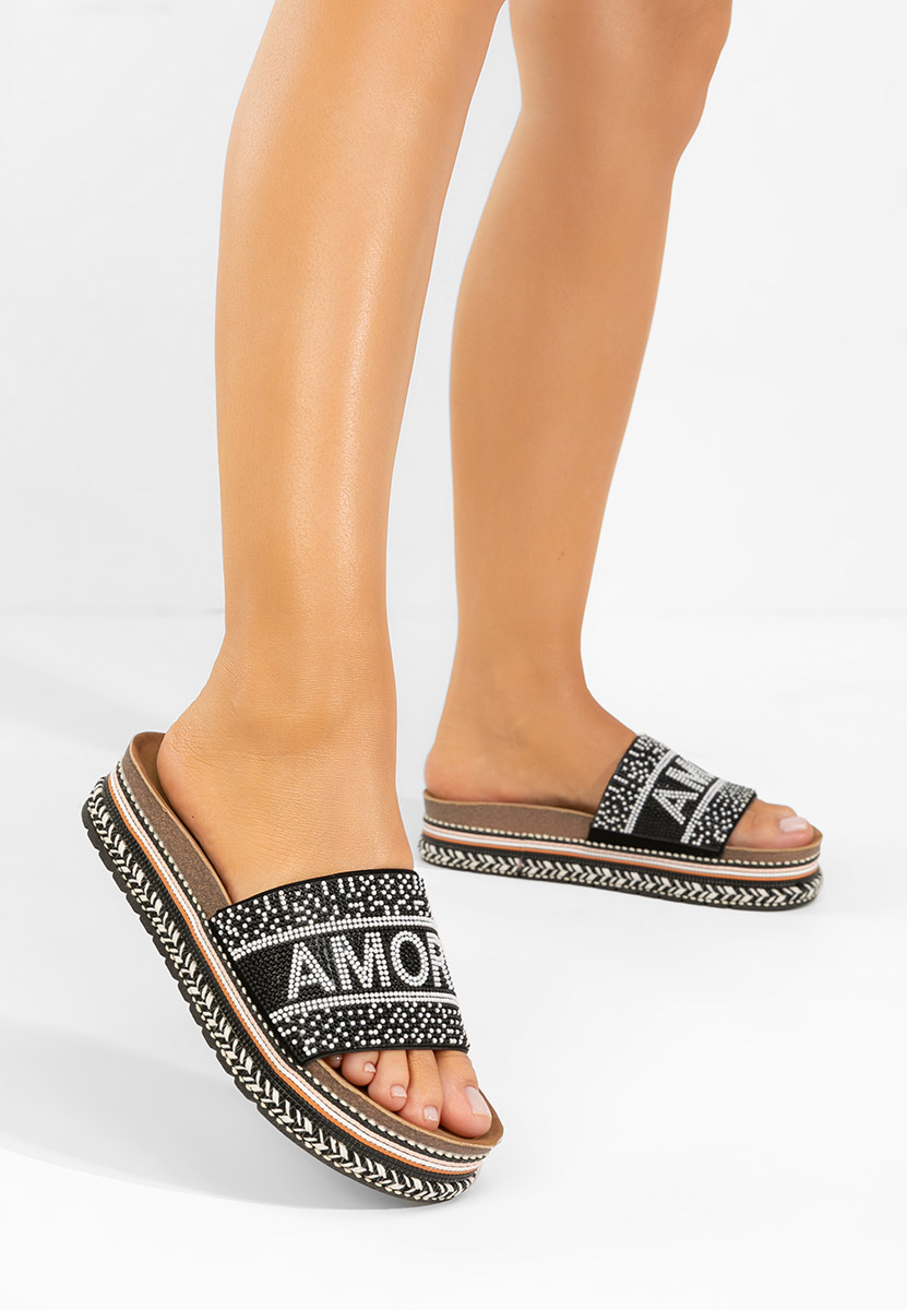 Czarne klapki na platformie Alezia