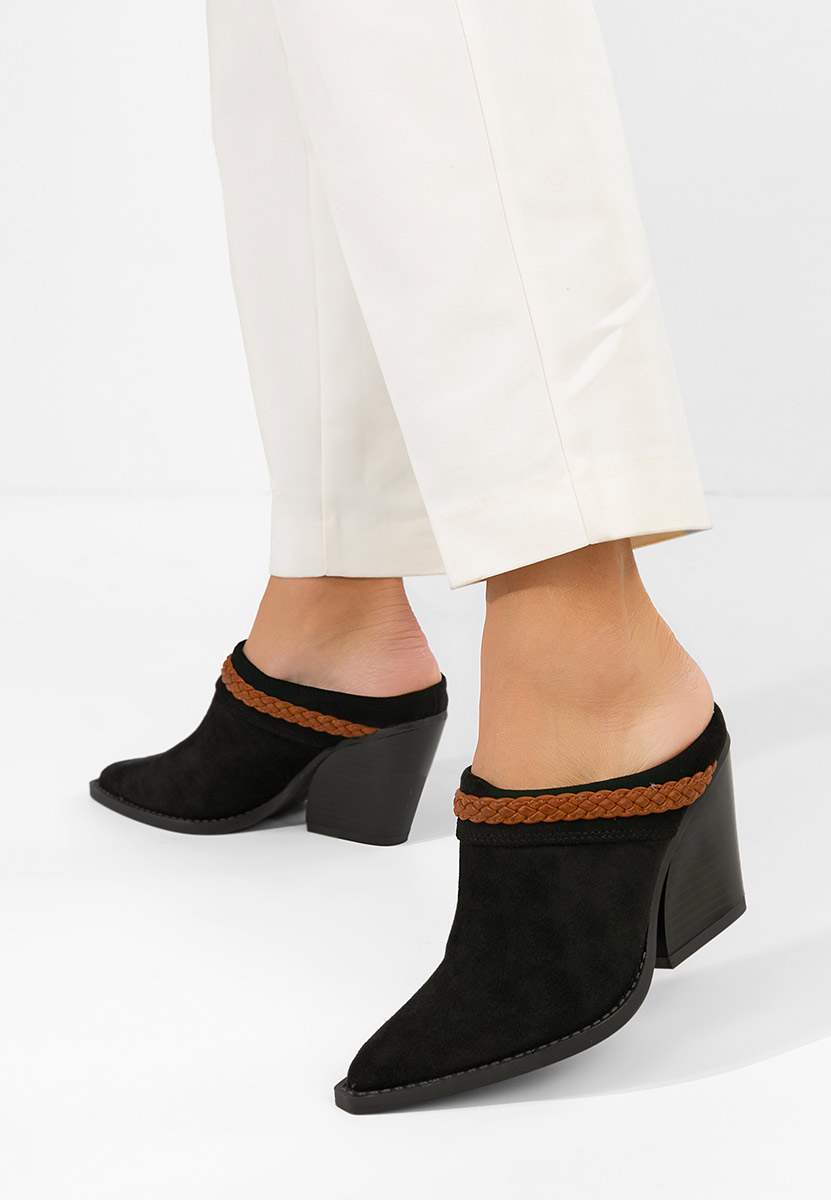 Czarne drewniaki Marlenia