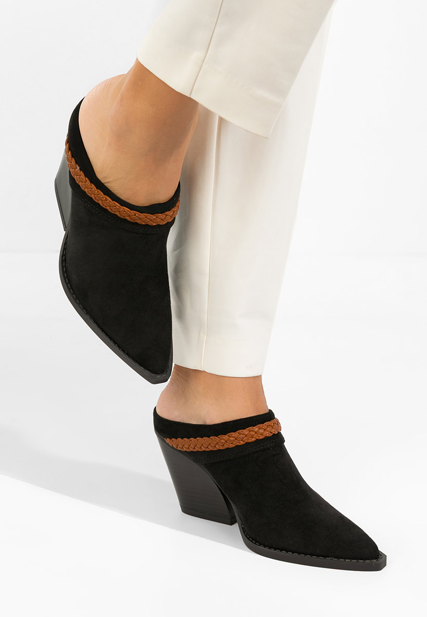 Czarne drewniaki Marlenia