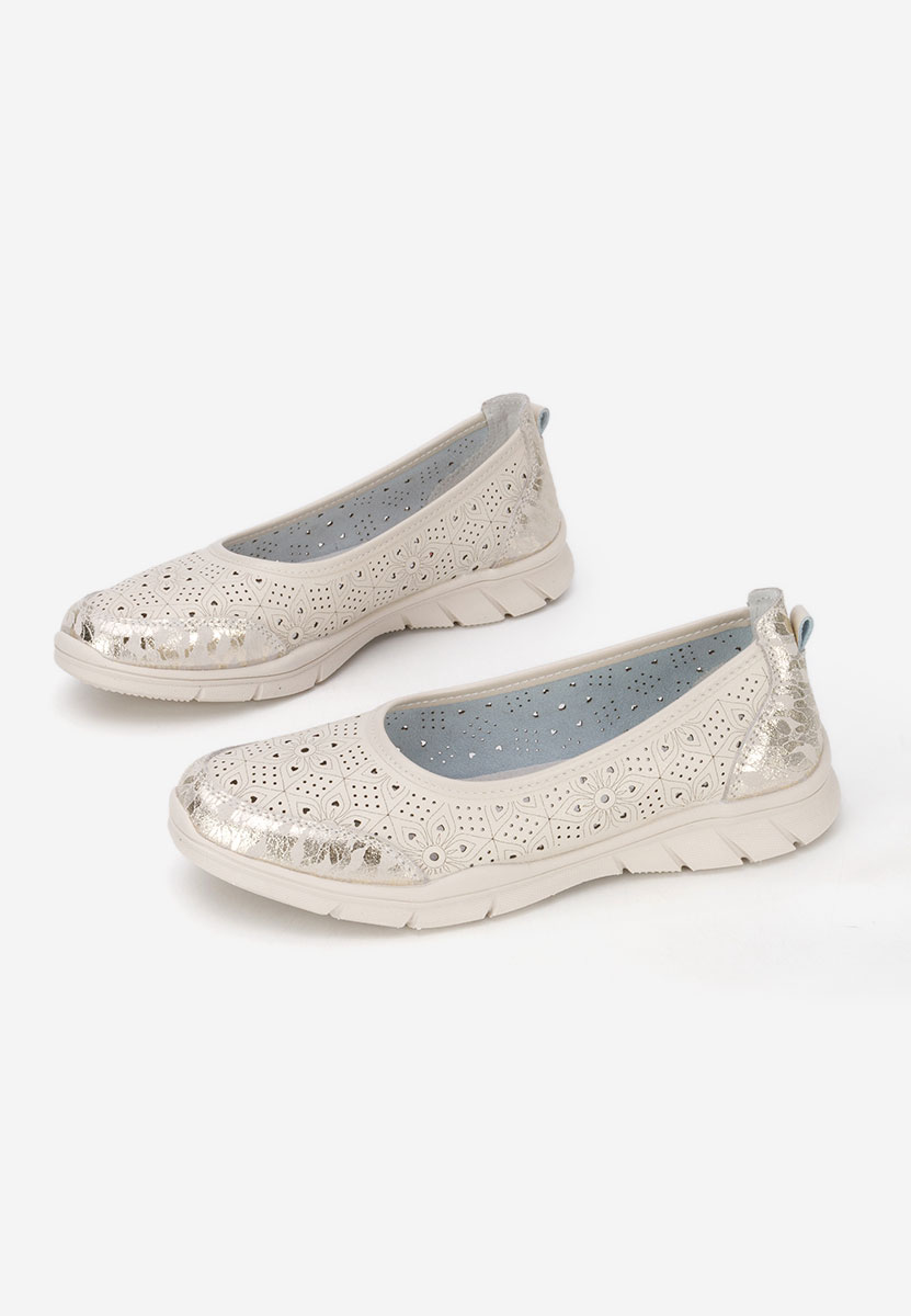 Beżowe espadryle skórzane Giustina