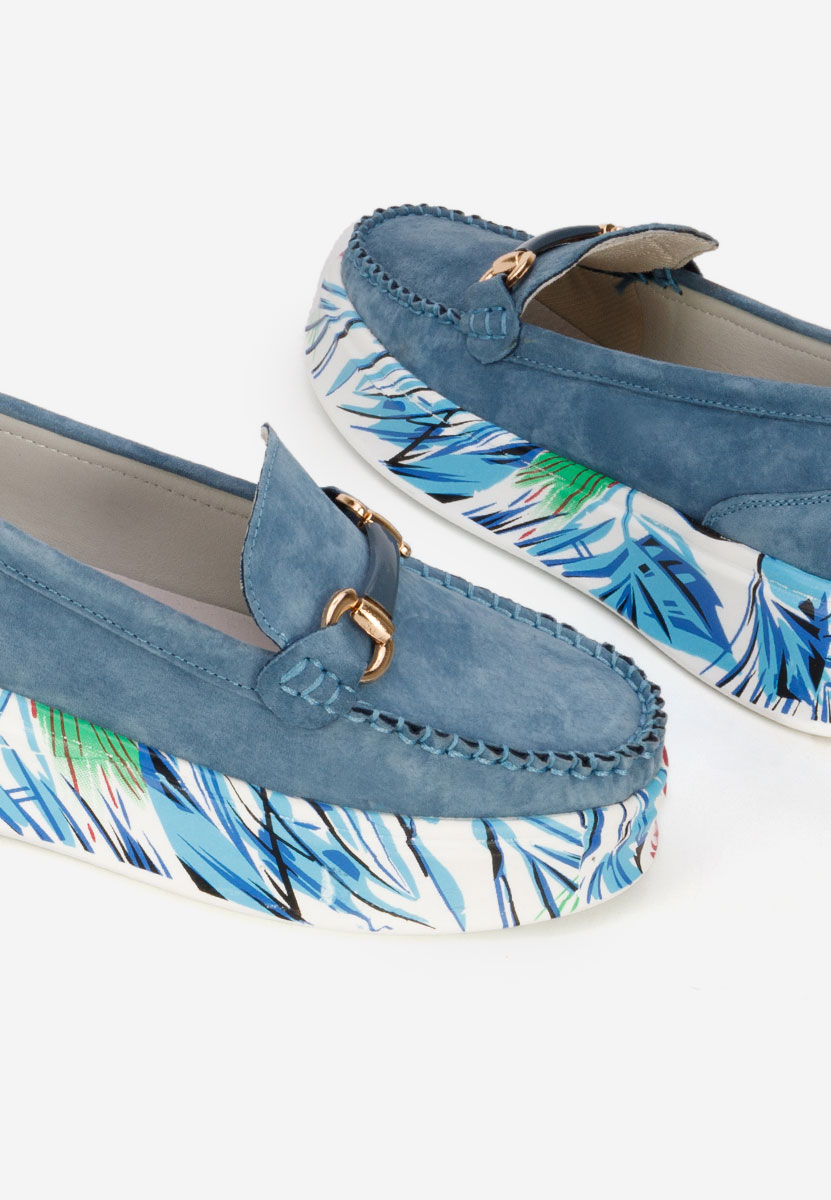 Niebieskie mokasyny skórzane na grubej podeszwie Tanielia