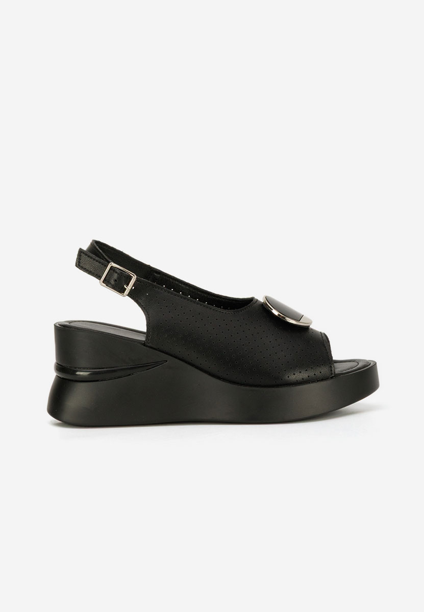 Czarne sandały na koturnie skórzane Zinalia