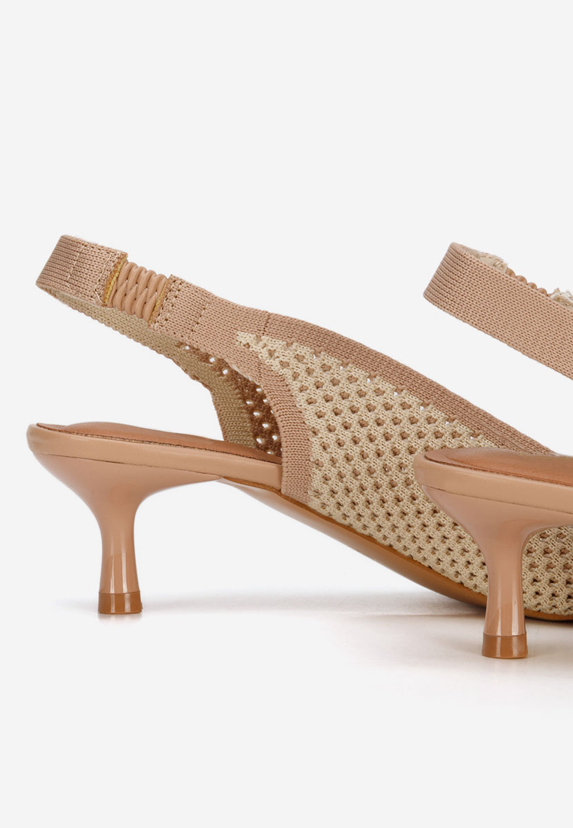 Beżowe czółenka bez pięt Jimenia