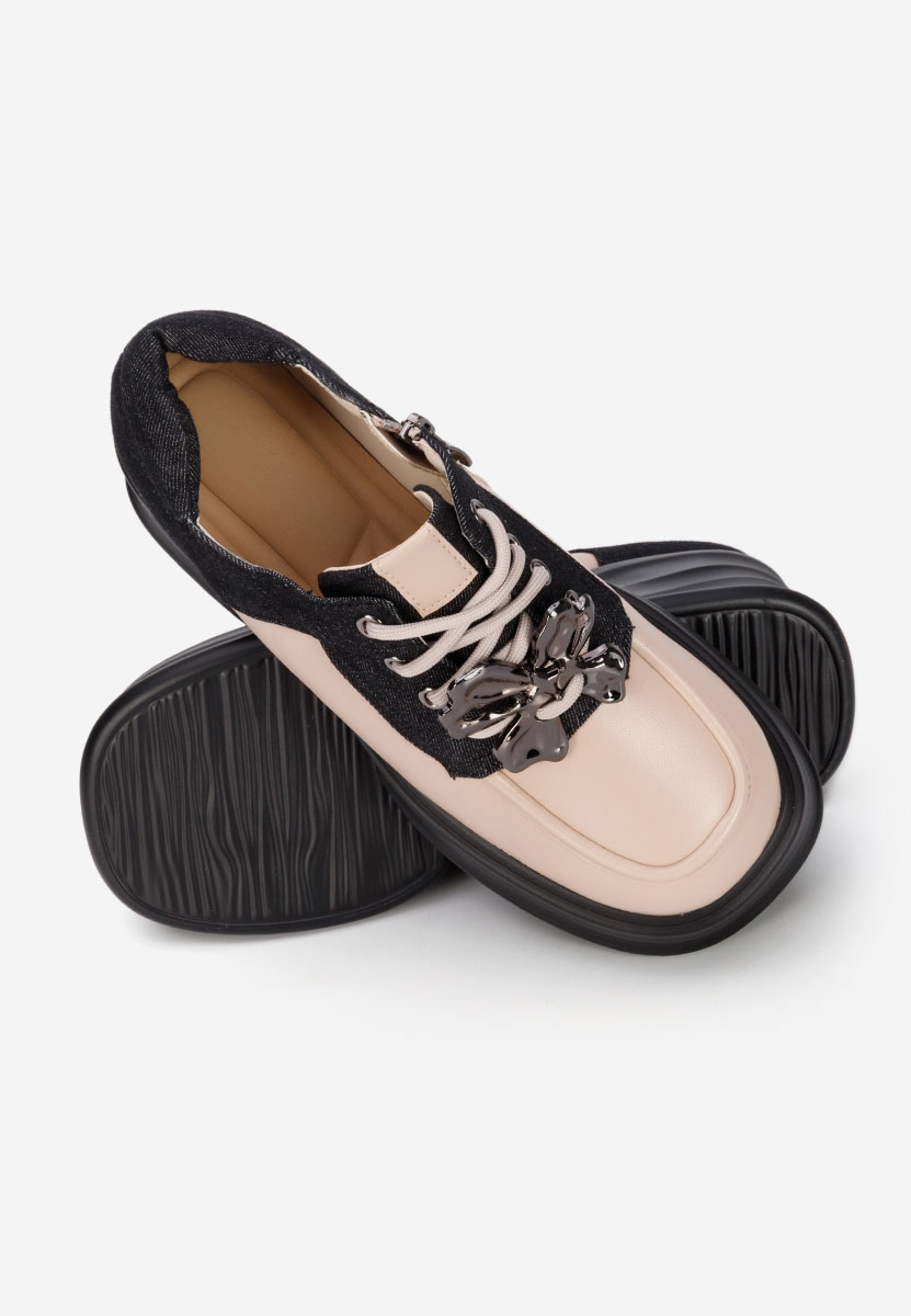 Beżowe mokasyny na słupku Manilla