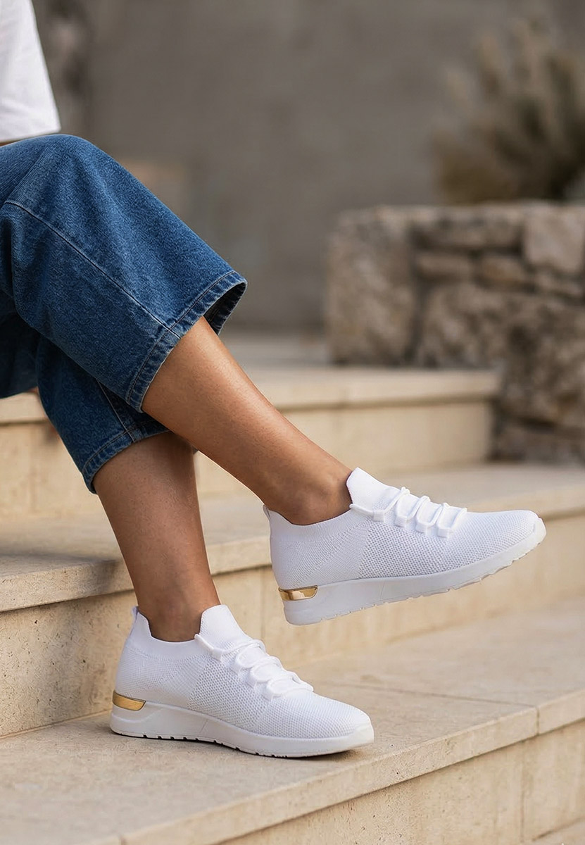 Białe sneakersy damskie Bushra