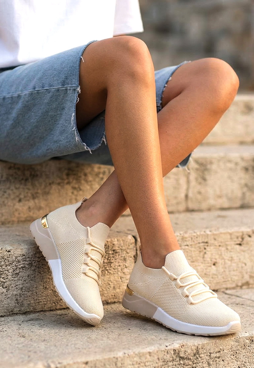 Beżowe sneakersy damskie Bushra