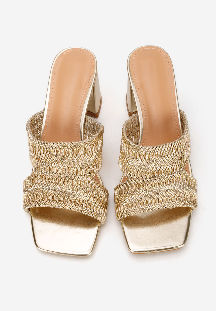 Złote klapki na obcasie Nely