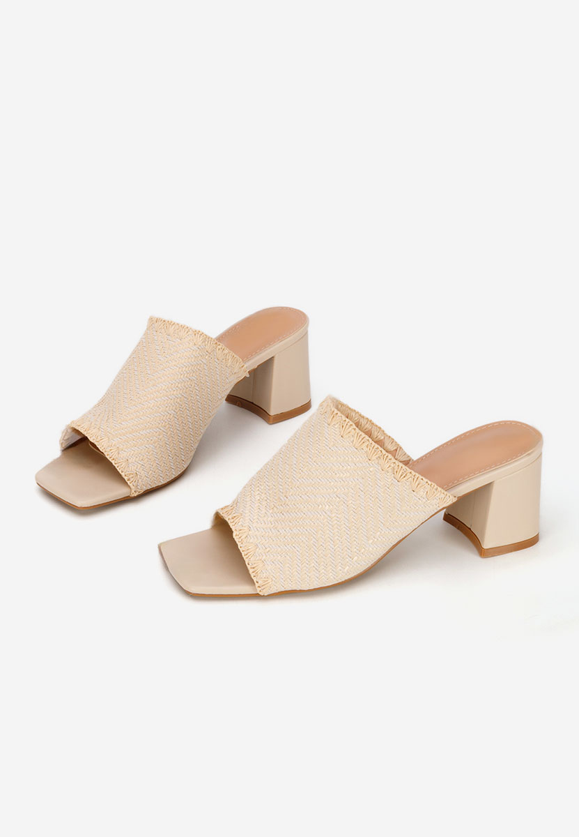 Beżowe klapki na obcasie Yngrid