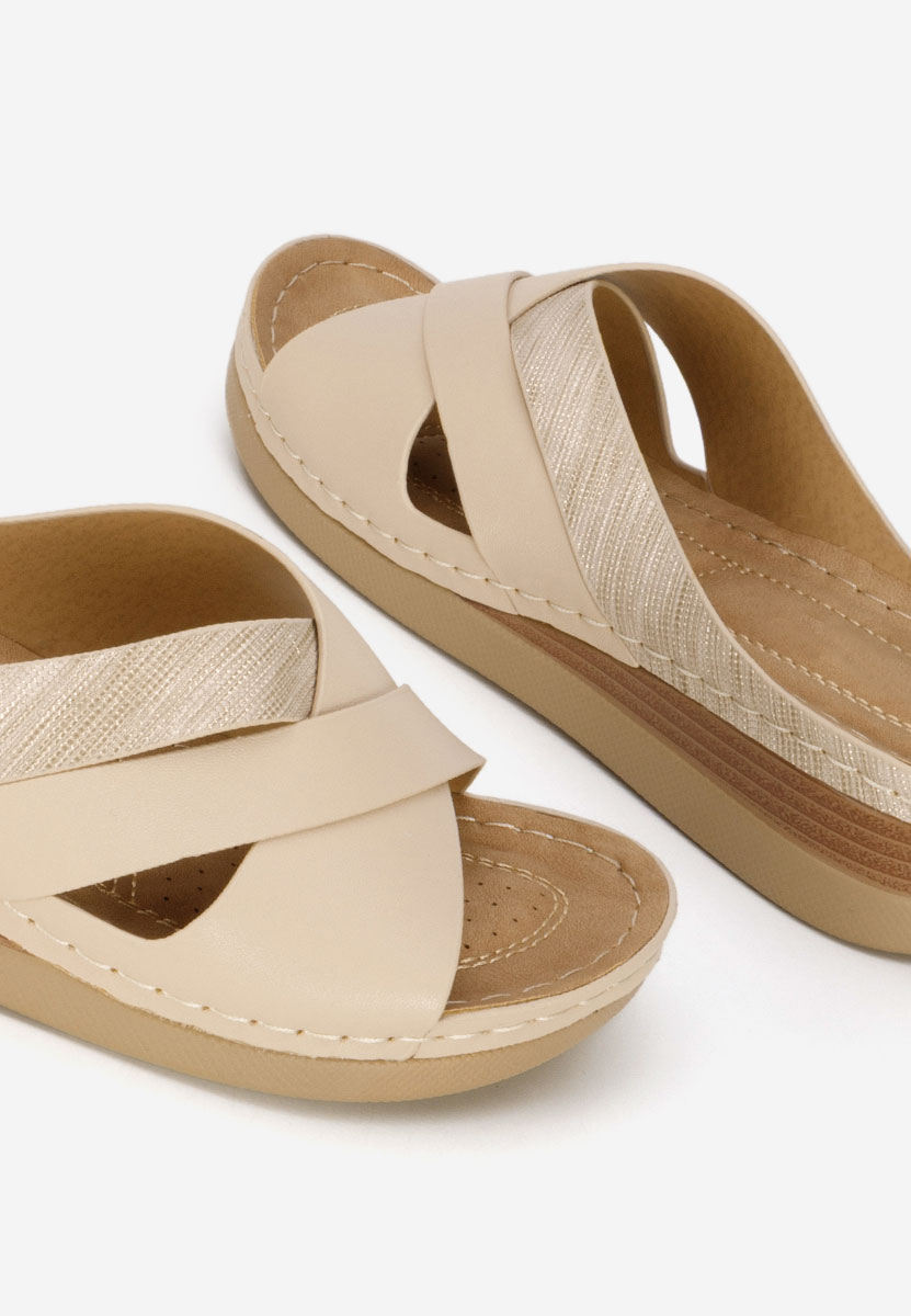 Beżowe klapki na koturnie Maryna