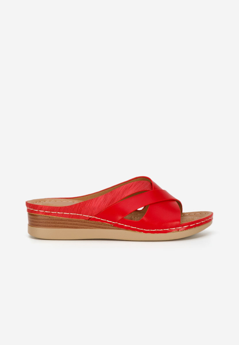 Czerwone klapki na koturnie Maryna
