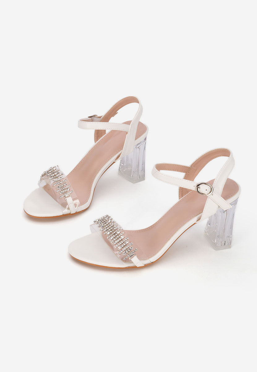 Białe sandały na słupku Kalistia