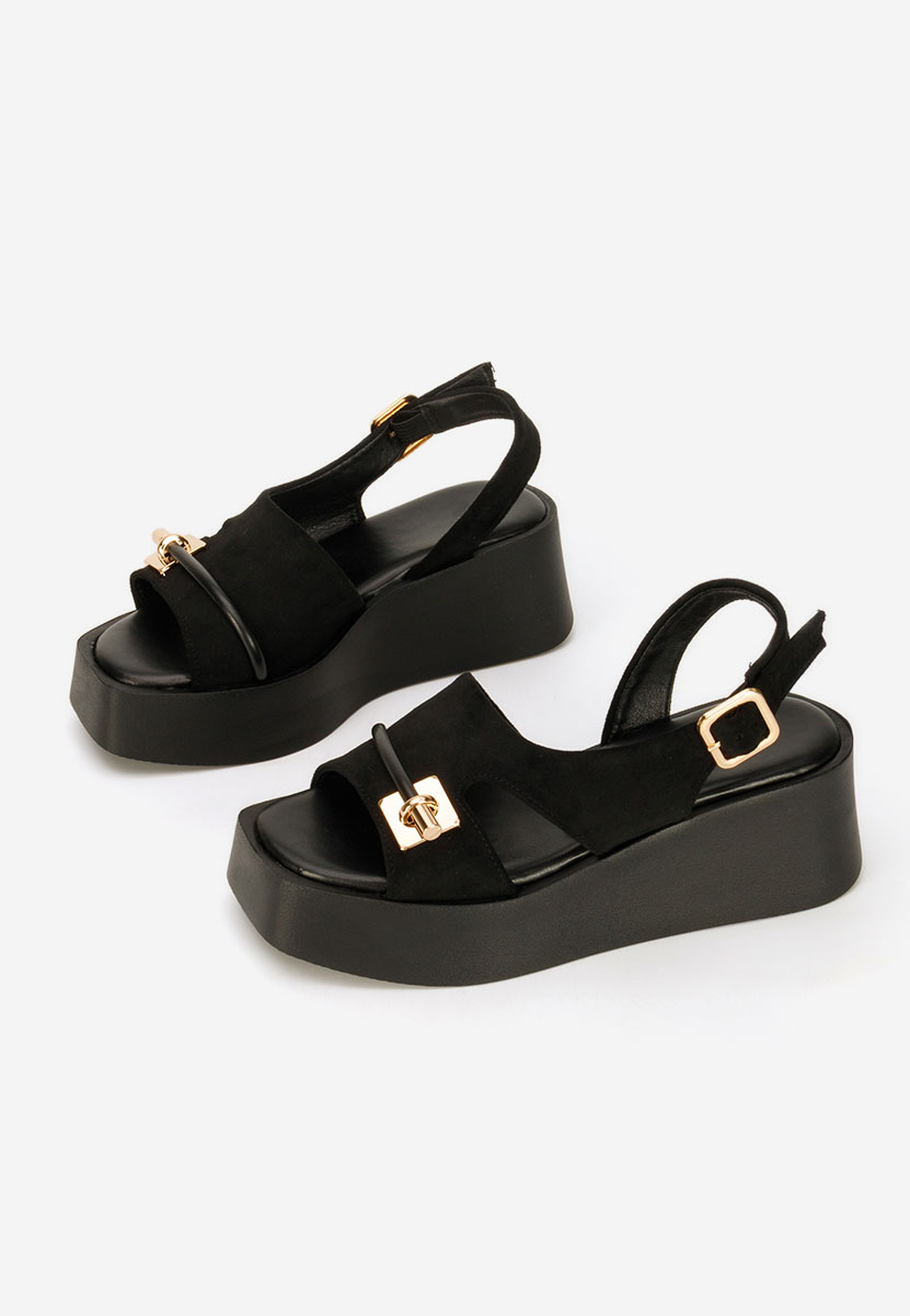 Czarne sandały na platformie Levy